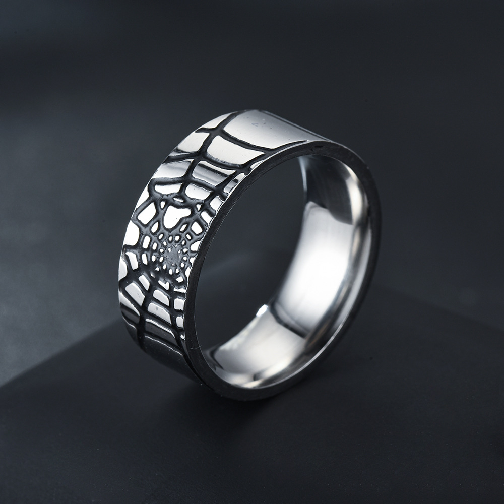 Prosty pierścionek z pajęczyną – Men Accessories Name recenzja i cena